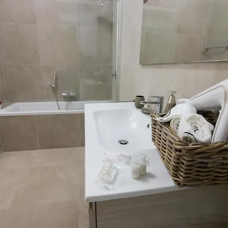Emilei 25 * Verona